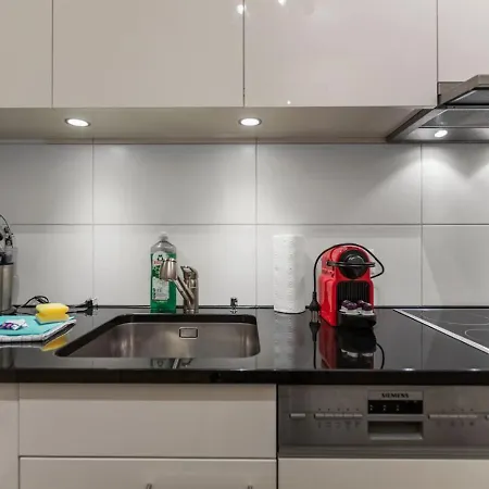 Apartment Crans-montana - Ski-in & Ski-out, 4 Pers Vermala