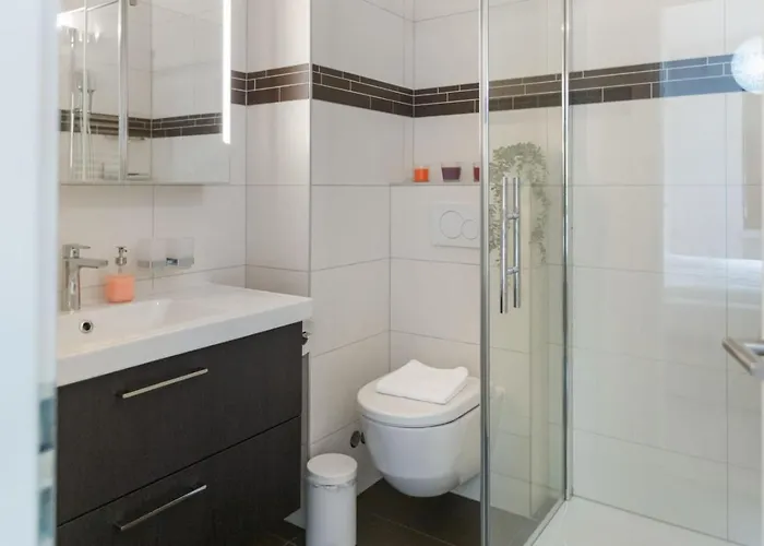 - Ski-in & Ski-out, 4 Pers * كرانز مونتانا